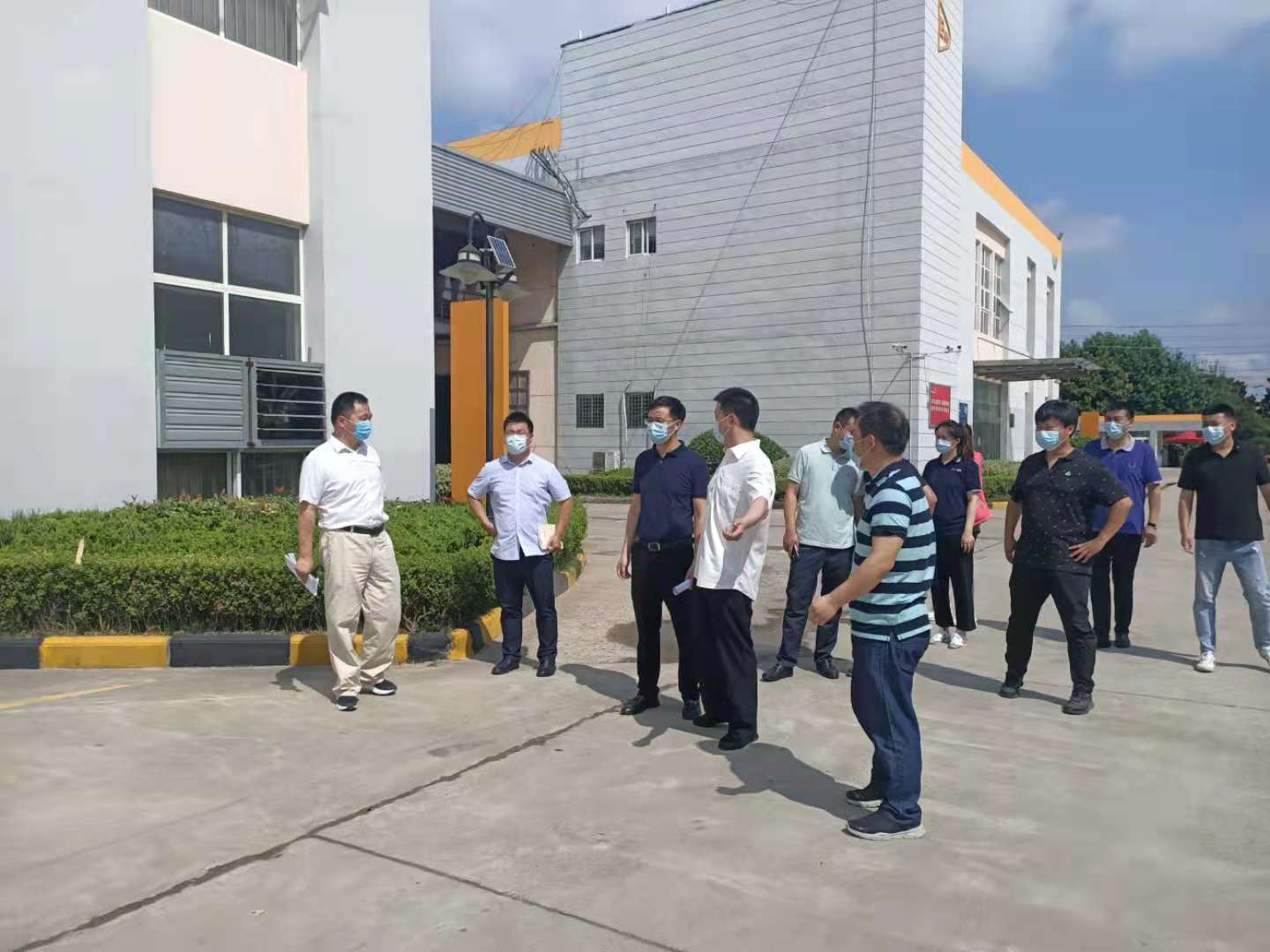 劉曉松1.jpg 劉曉松1.jpg